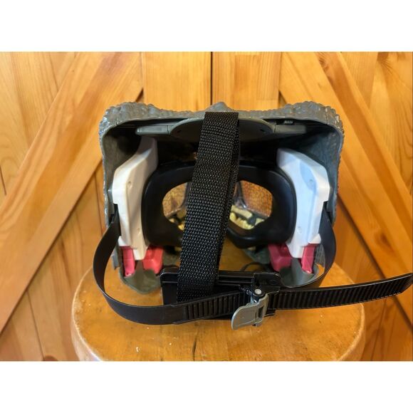 Jurassic World Chomp 'n Roar Mask Velociraptor Blue Dinosaur Works (5269) - Picture 4 of 8